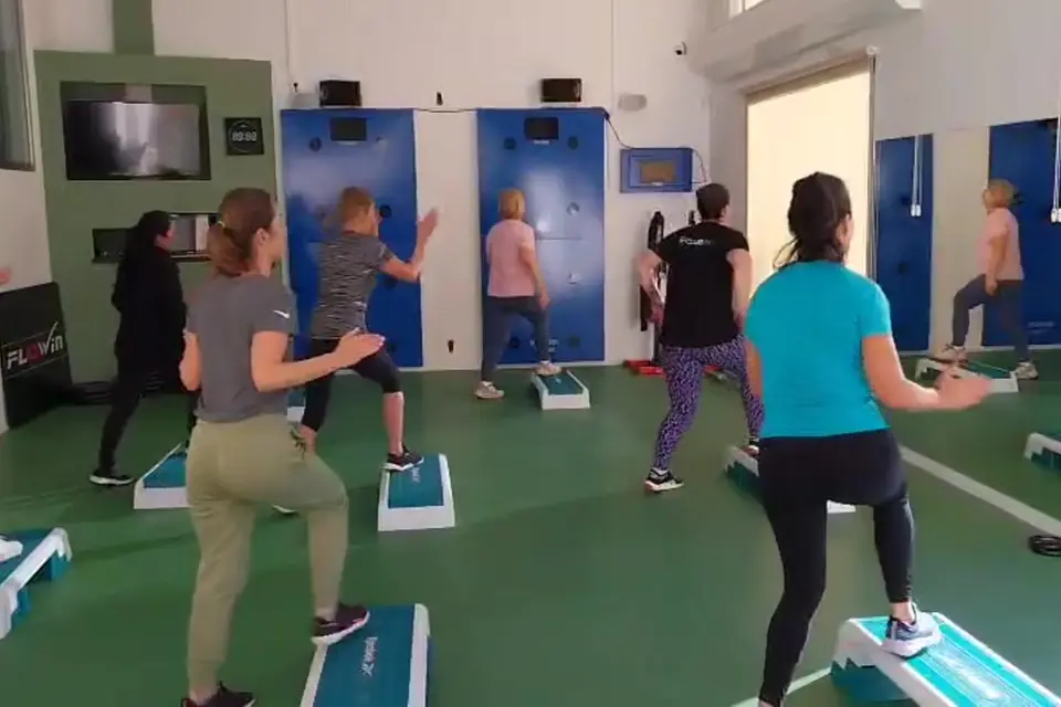 Step-up class at Club Fit Javea